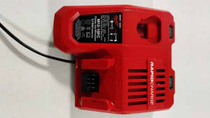 Milwaukee M12-18FC Rapid Battery Charger