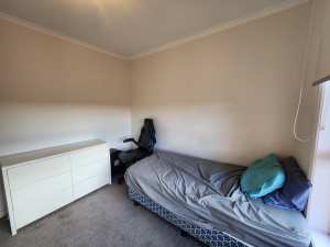 Room to rent in epping