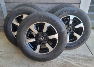 Tyres and Wheels 255/65R 18 Set of 5
