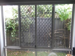 Security window diamond grille mesh