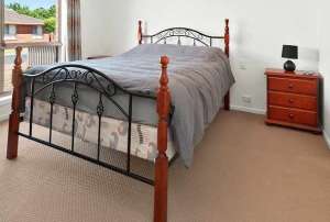 Queen Size Bed with Base and Mattress