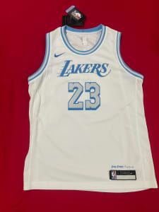 Nike Los Angeles Lakers LeBron James #6 Jersey City Edition Youth Sz Medium  $90