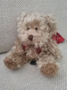 RUSS BERRIE TEDDY BEAR
RADCLIFE
BEARS FROM THE PAST COLLECTION
RAD