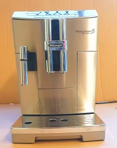 DeLonghi PrimaDonna S De Luxe Coffee Machine