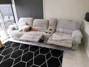 3 seater reclining couch
