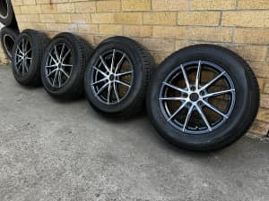 4x Like new 17” wheels Dunlop tyres Mazda Cx5Toyota Rav4 or Hilux 2wd
