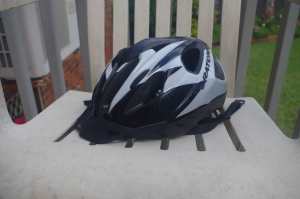 Cratoni XXL bicycle helmet