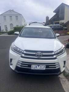 2017 TOYOTA KLUGER GXL (4x2) 8 SP AUTOMATIC 4D WAGON