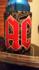 AC/DC stubbie cooler