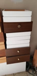 drawers 6 of