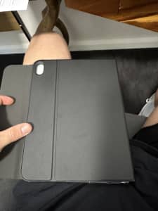 iPad 10th Gen keyboard case black