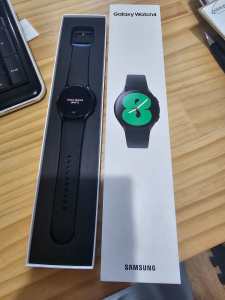 Wanted: Samsung Galaxy Watch4 SM-R860 40mm Aluminium Case with Sport Band - Bl