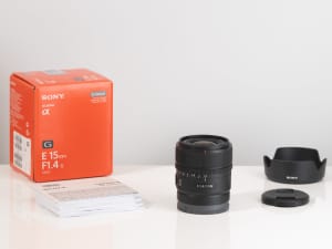 Sony E 15mm f/1.4 G Lens - Mint Condition, Boxed