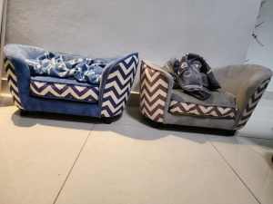 Dog Sofa/ Dog Beds with blankets