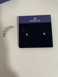 Swarovski rose gold earrings