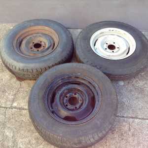 (3) Ford Rims/Tyres 14- No Gumtree messages/Yes still Available