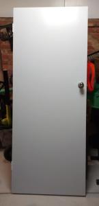 Indoor door (white). Pick up Williamstown