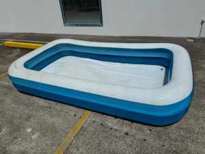 OUTDOOR INFLATABLE POOL Rocklea Brisbane South West Preview