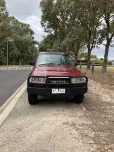 1990 TOYOTA LANDCRUISER All Others 5 SP MANUAL 4x4 4D WAGON, 8 seats