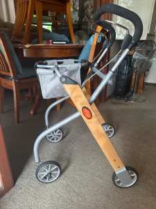 4 wheel mobility walker