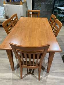 Quality Solid Wood Dining Table 168cm x 90cm & 6 x Chairs