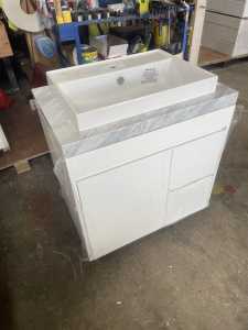Affordable vanities with marble tops
