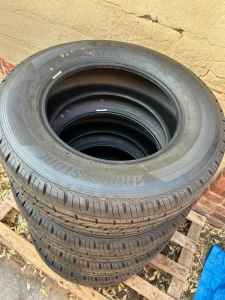 Bridgestone Ecopia 215/70R16 Tyres 5