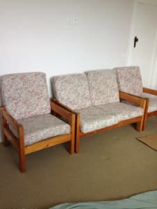 Couch/Settee - 3 piece set