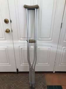 Pair Tall Crutches in Very Good Condition. Pick up Robina
