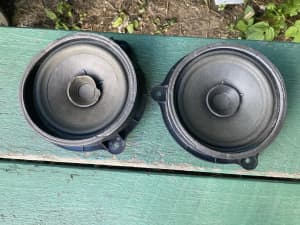 Wanted: Front ford speakers from an XR-6 