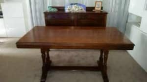 Antique table with 4 chairs and side table