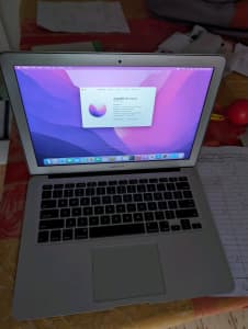MacBook Air Model:A1466 13-inch display 500GB/8GB