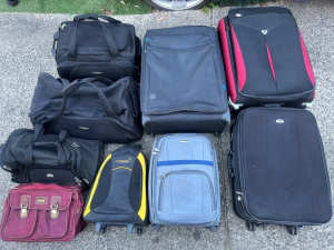 Suitcase and luggage bag bundle