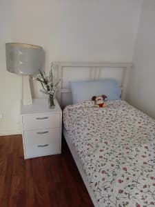 Lovely Private Room -Short Walk to Hoppers Crossing Train Station
