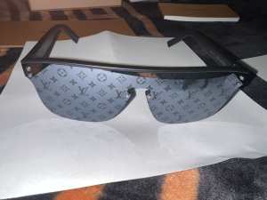 Louis Vuitton Waimea sunglasses
