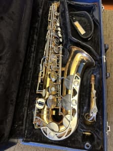 Vito (Yamaha yas23) made in Japan alto saxophone good sound $650