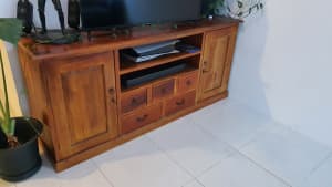 TV Cabinet - PICK UP ONLY
