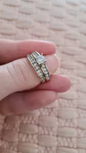 Gold diamond engagement ring and band bridal set 