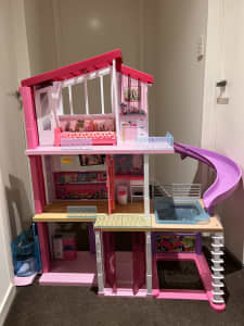 IKEA kids toy / Barbie doll house for sale