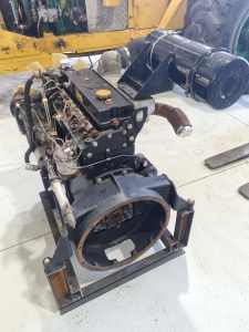 Perkins 4 cylinder diesel engine AA50271 1004-4