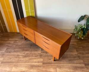Mid Century Vintage Chest of 6 Drawer Sideboard Cabinet