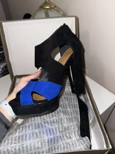 Novo Chunky Black & Blue Heels