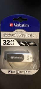VERBATIM Store ‘n Go SWIVEL USB DRIVE 32GB