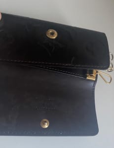 Louis Vuitton Black Epi Agenda - Ann's Fabulous Closeouts