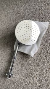 Shower head with connecting pipe (@Oakleigh 3166)