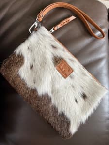 Large Hide Clutch - Chase and Hide.