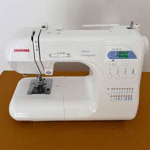 Sewing machine Janome DC 3018 with accessories