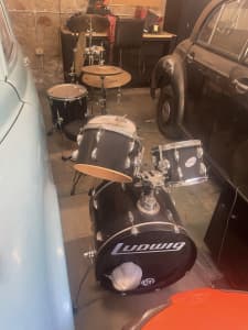 Drum kit and stool for sale