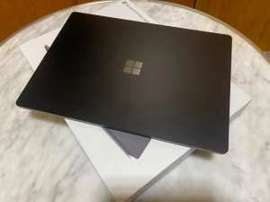Microsoft Surface Laptop 3 15 inches with 16 GB Ram 512 SSD