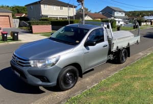2016 Toyota Hilux Workmate 5 Sp Manual C/chas